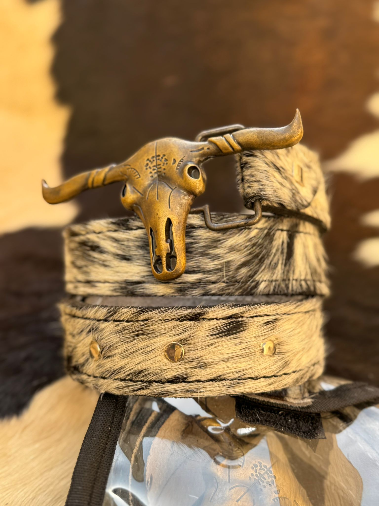 Handcrafted Cowhide Belt with Longhorn Skull Buckle – Limited Collector’s Piece